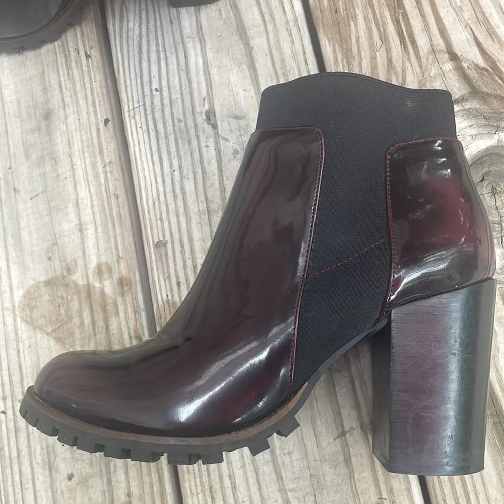 Steve Madden Oxblood Patent Leather Chelsea Ankle Boots Block Heel Women’s SZ 10